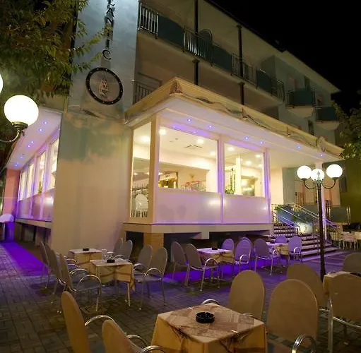 מלון Atlantic 3*